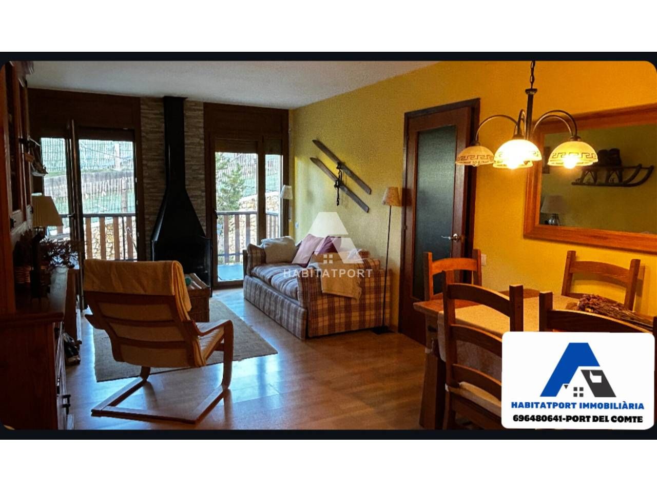 Sala d'estar de Pis en venda en La Coma i la Pedra amb Parquet, Traster i Moblat