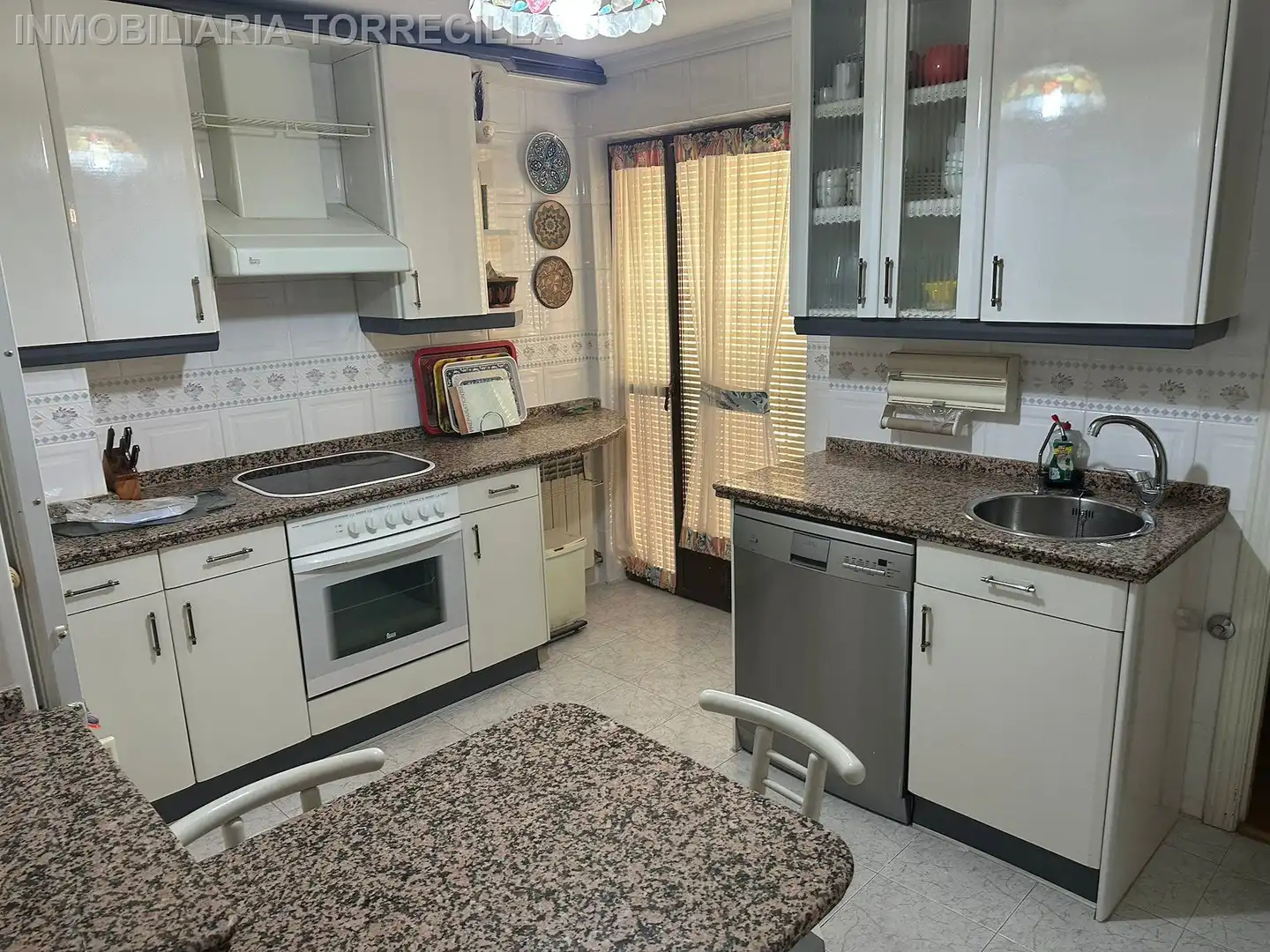 Küche von Wohnung zur Miete in Valladolid mit Parkett, Möbliert und Balkon