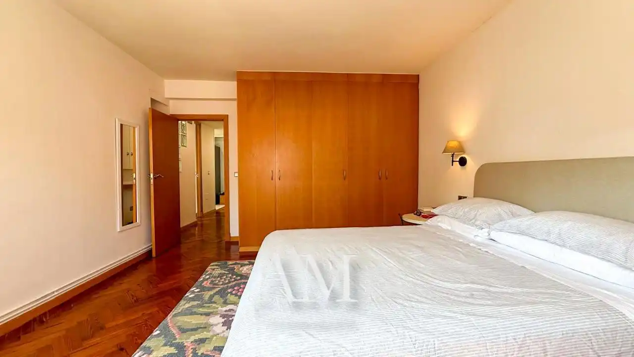 Dormitori de Dúplex en venda en Vigo  amb Calefacció, Terrassa i Traster