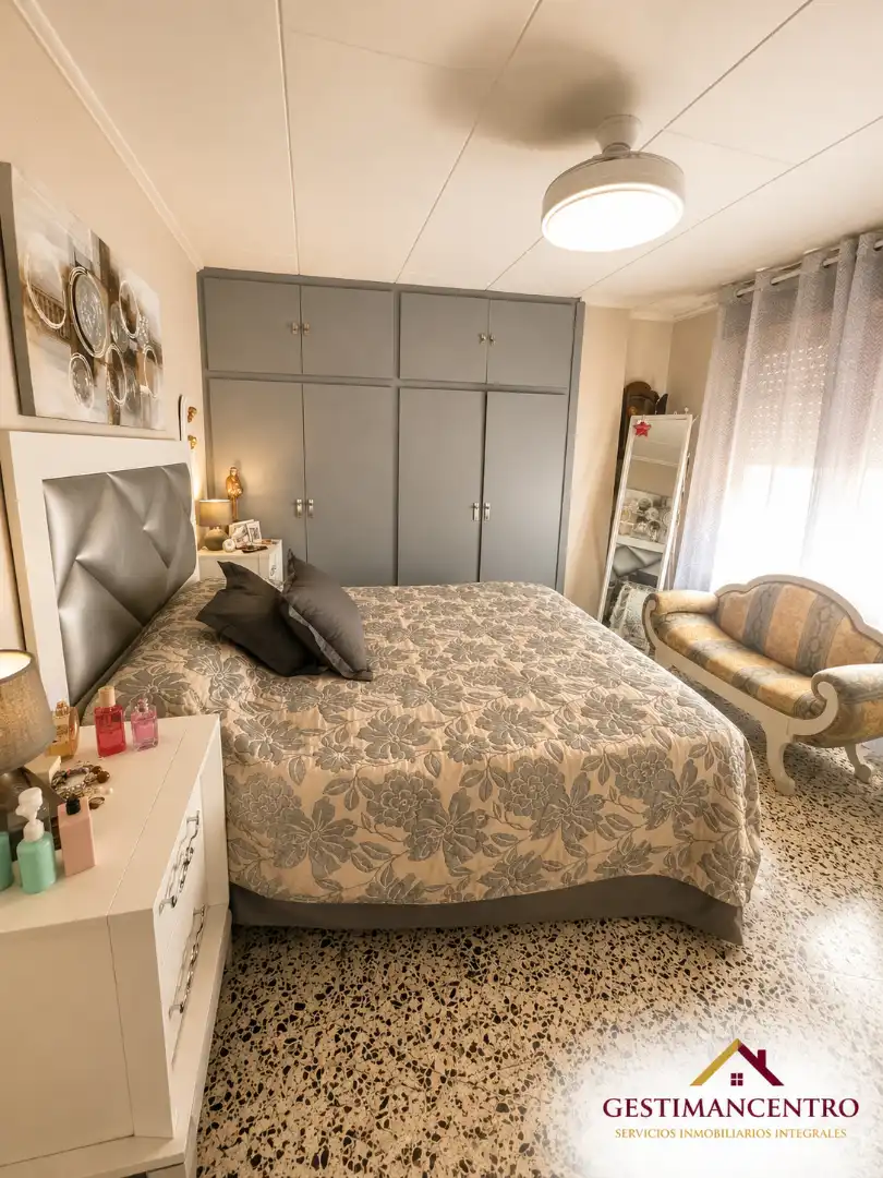 Schlafzimmer von Wohnung zum Verkauf in Tomelloso mit Möbliert und Balkon