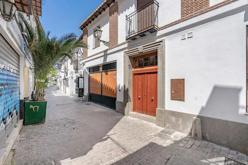 Exterior view of Office for sale in Granada
