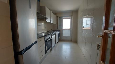 Foto 3 de Piso en venta en Logroño - Dinamarca, Portillejo - Valdegastea,  Logroño