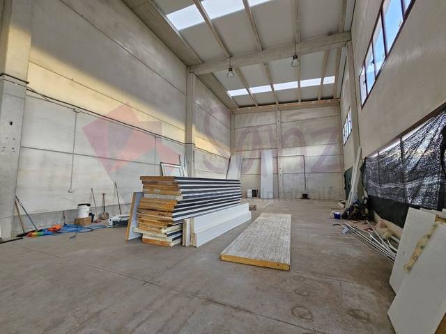 Nave industrial en Alquiler en Clemencio Galarza Kalea en Oyón-Oion