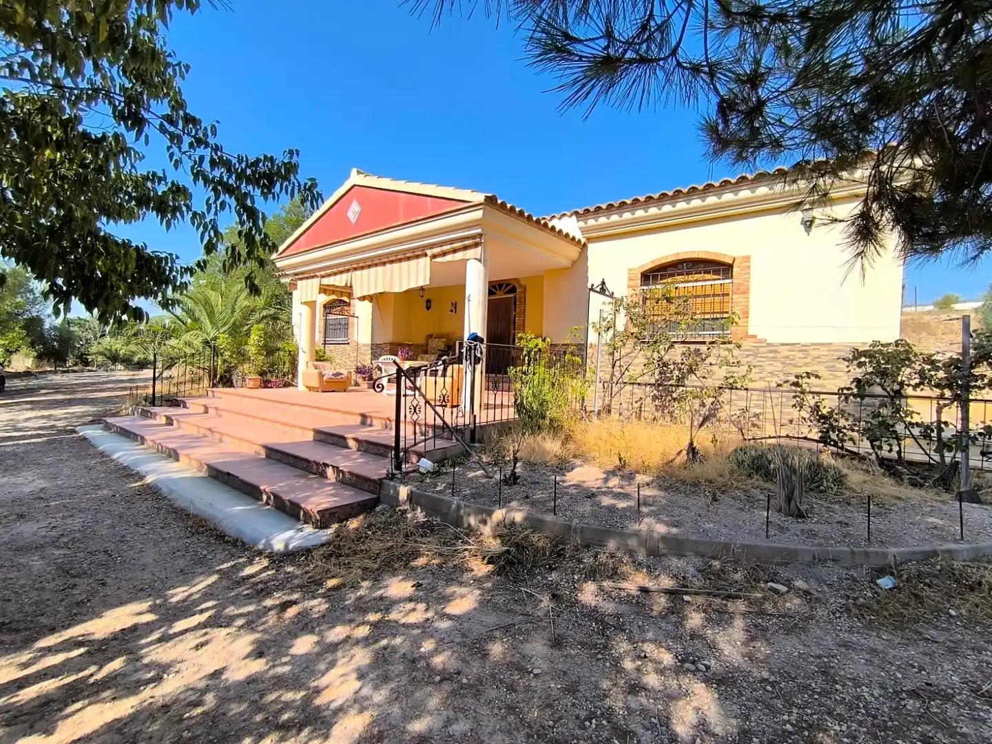Vista exterior de Casa o xalet en venda en Jumilla amb Internet