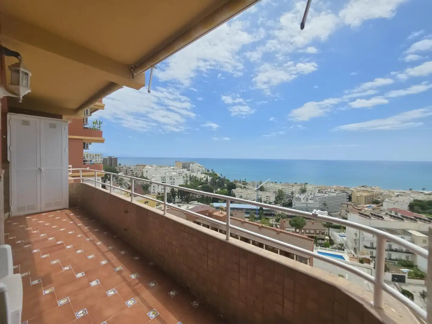 Außenansicht von Wohnungen zum Verkauf in Torremolinos mit Terrasse und Gemeinschaftspool