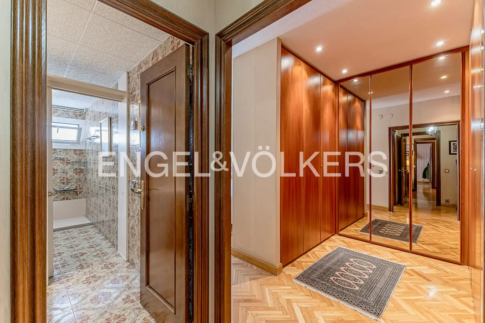 Piso en venta en Barcelona con Calefacción y Balcón