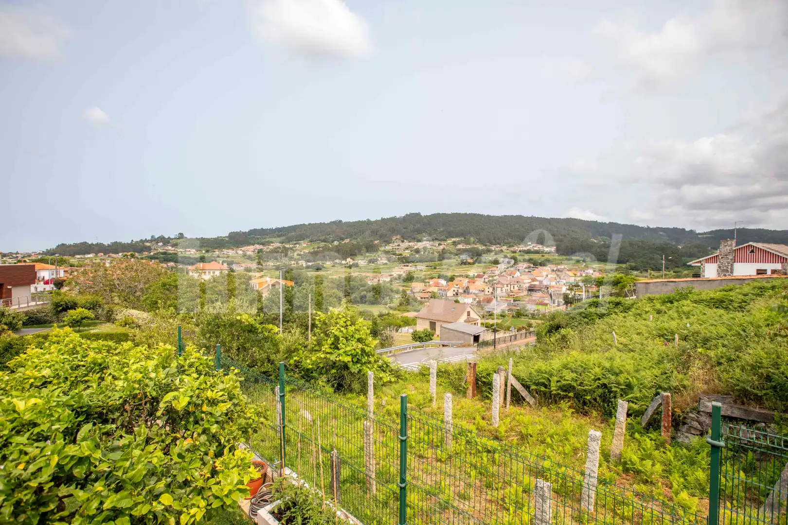 Casa o chalet en venta en Sanxenxo con Calefacción, Jardín privado y Parquet