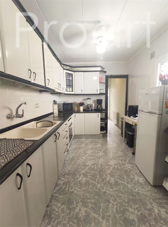 Kitchen of Flat for sale in Canovelles  with Air Conditioner, Heating and Storage room