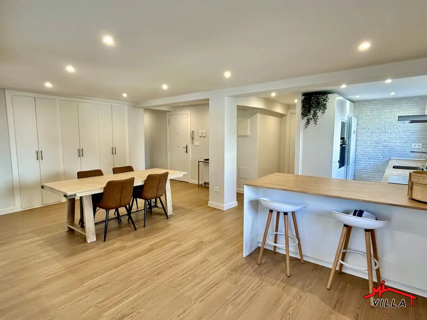 Dining room of Flat for sale in Laredo  with Heating, Parquet flooring and Balcony