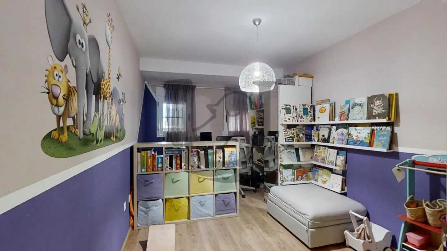 Bedroom of Attic for sale in Silla  with Air Conditioner, Heating and Terrace