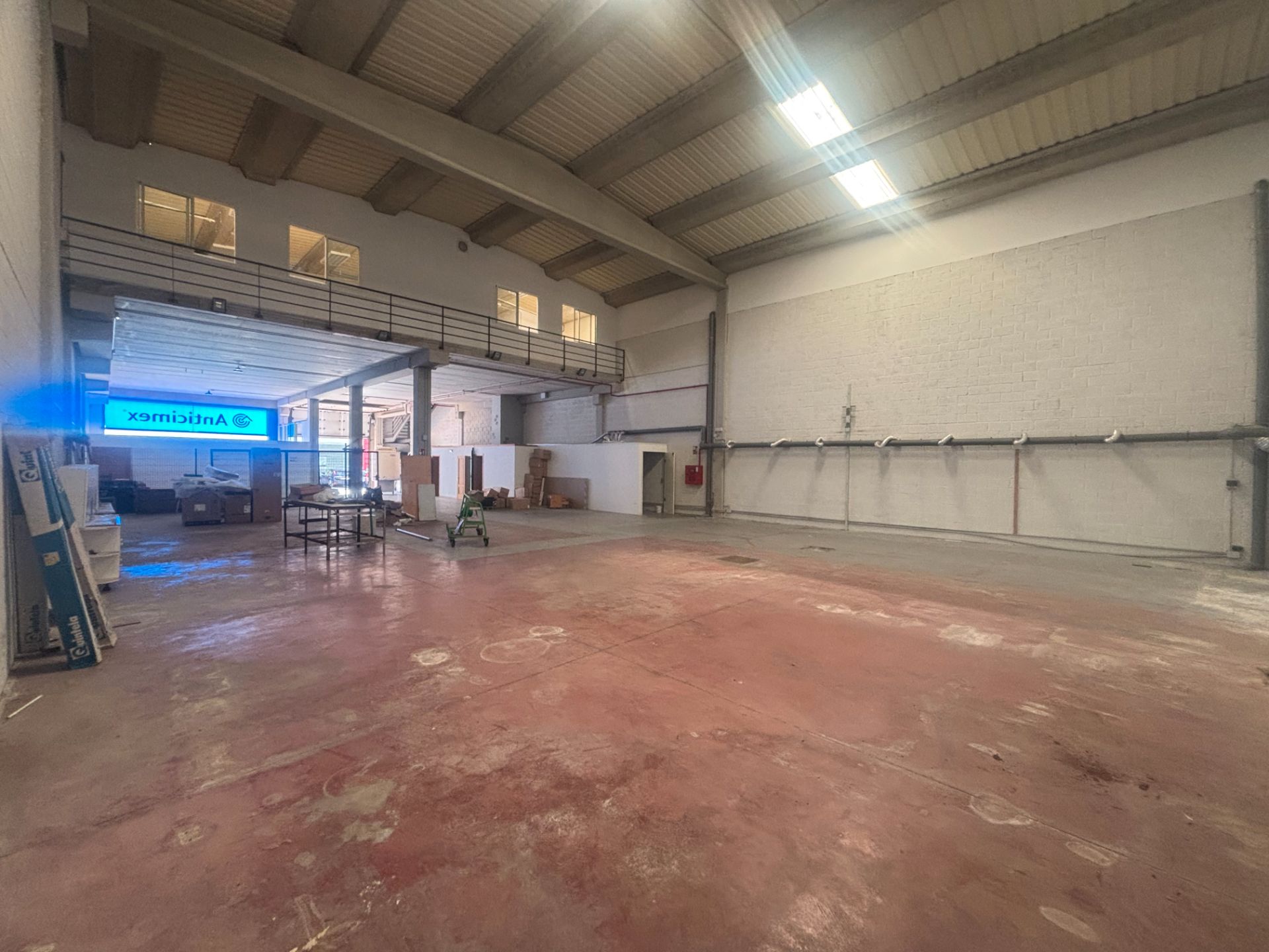 Industrial buildings to rent in Marbella  with Alarm