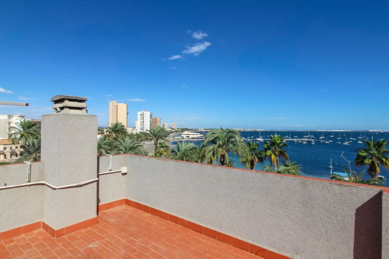 Piso en venta en Santiago de la Ribera