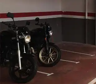 Garage for rent in Port - Horta de Santa María