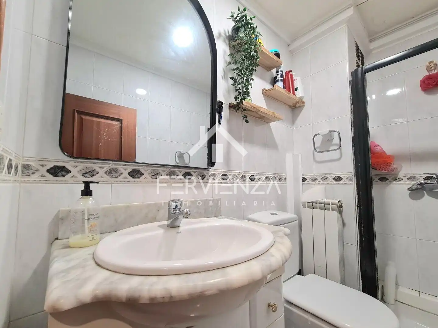 Baño de Piso en venta en Oviedo 
