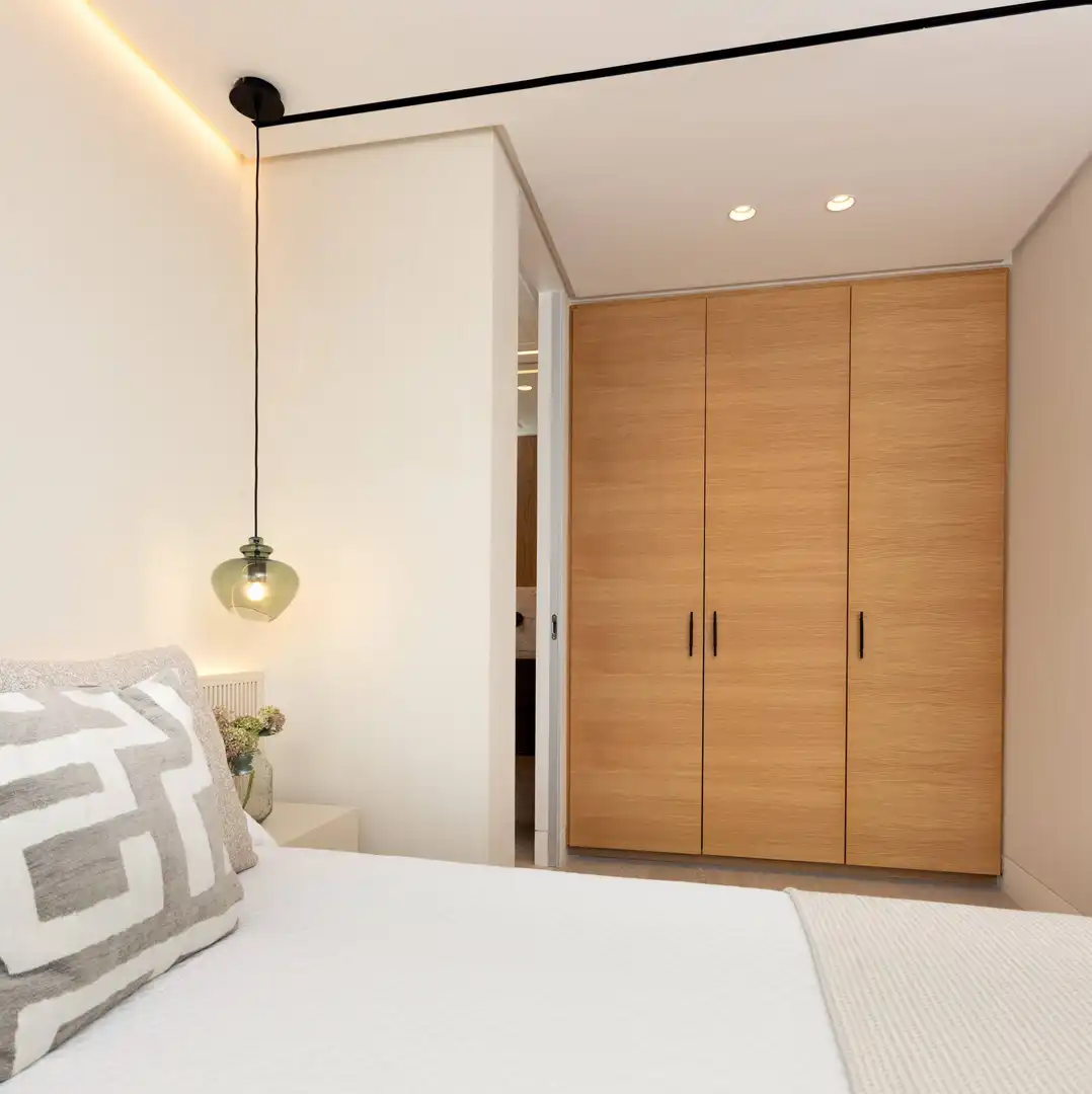Dormitori de Apartament en venda en Estepona amb Aire condicionat, Calefacció i Terrassa