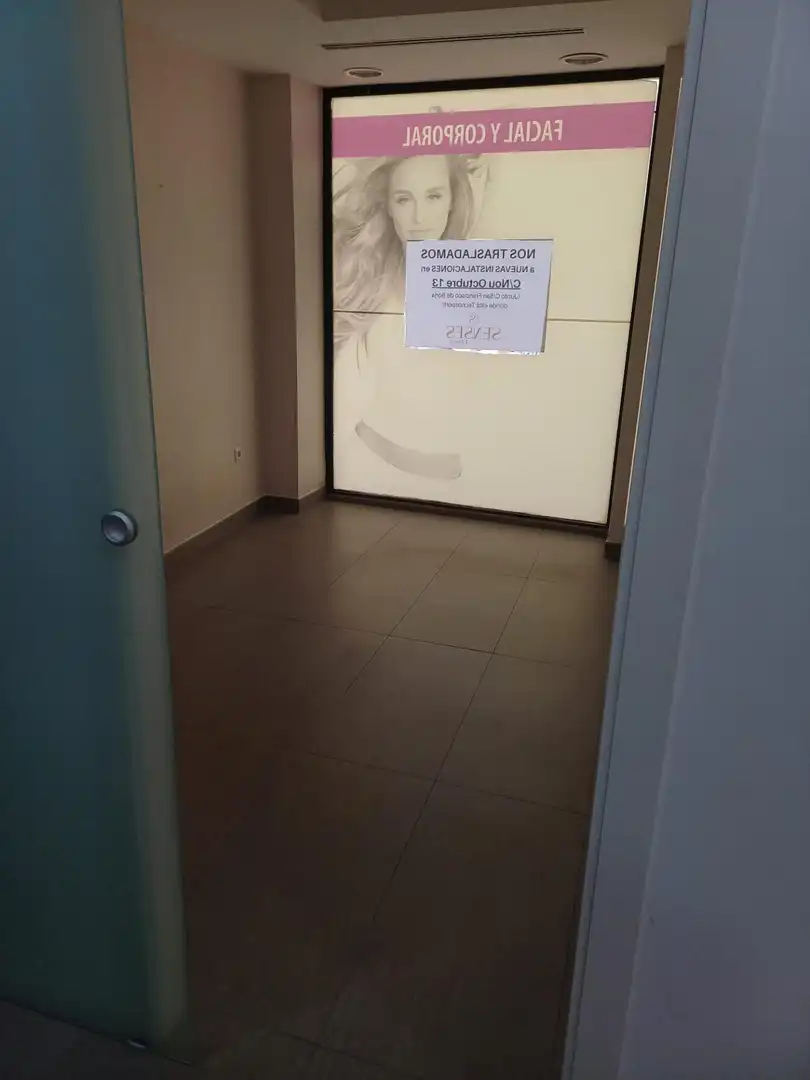 Business premises to rent in Calle duc carles de borja 14, imagen 5