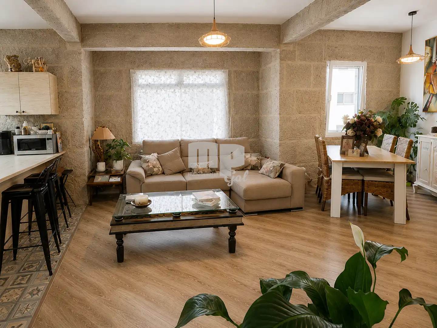 Sala de estar de Piso en venta en Vigo  con Calefacción, Terraza y Trastero