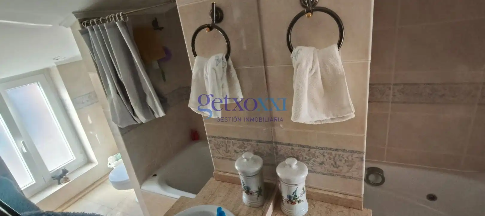 Bany de Àtic en venda en Getxo  amb Calefacció i Terrassa