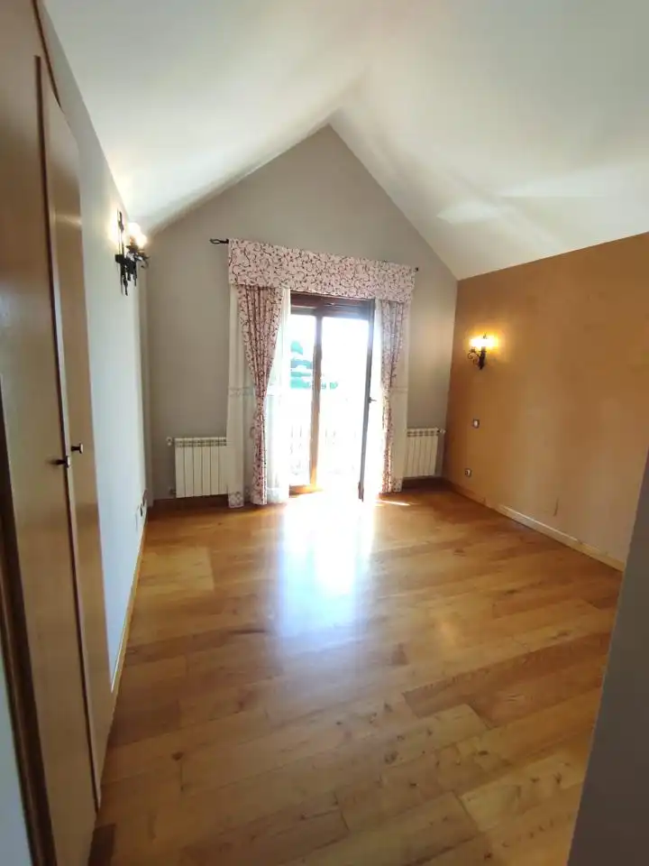 Habitación de Casa o chalet en venta en Marina de Cudeyo con Calefacción, Jardín privado y Parquet