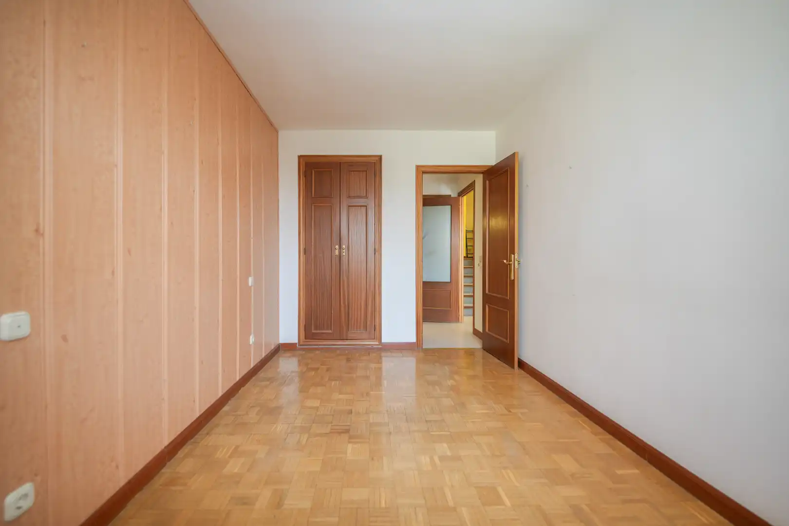 Adosado con piscina en venta en Calle Mariano de los Cobos 76, imagen 21