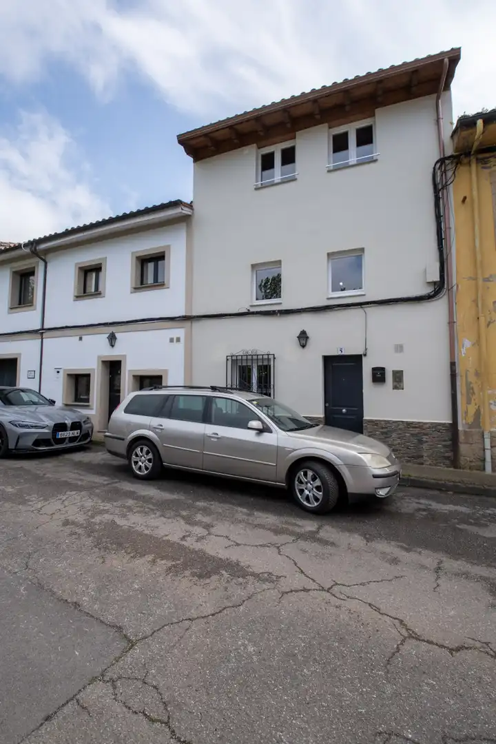 Aparcament de Casa o xalet en venda en Villaviciosa amb Calefacció