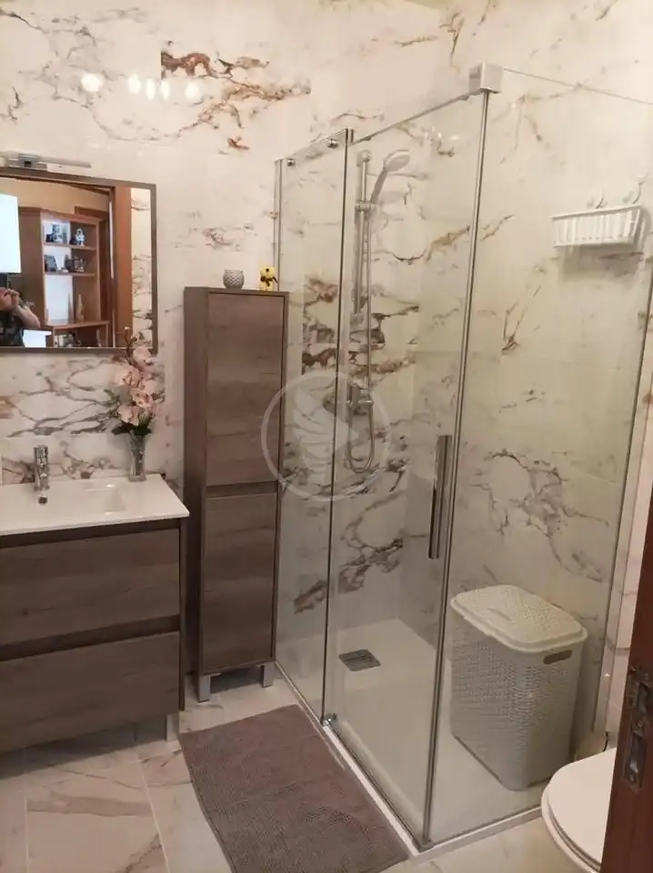 Bathroom of Ground floor for rent in Linares  with Air Conditioner, Terrace and Furnished