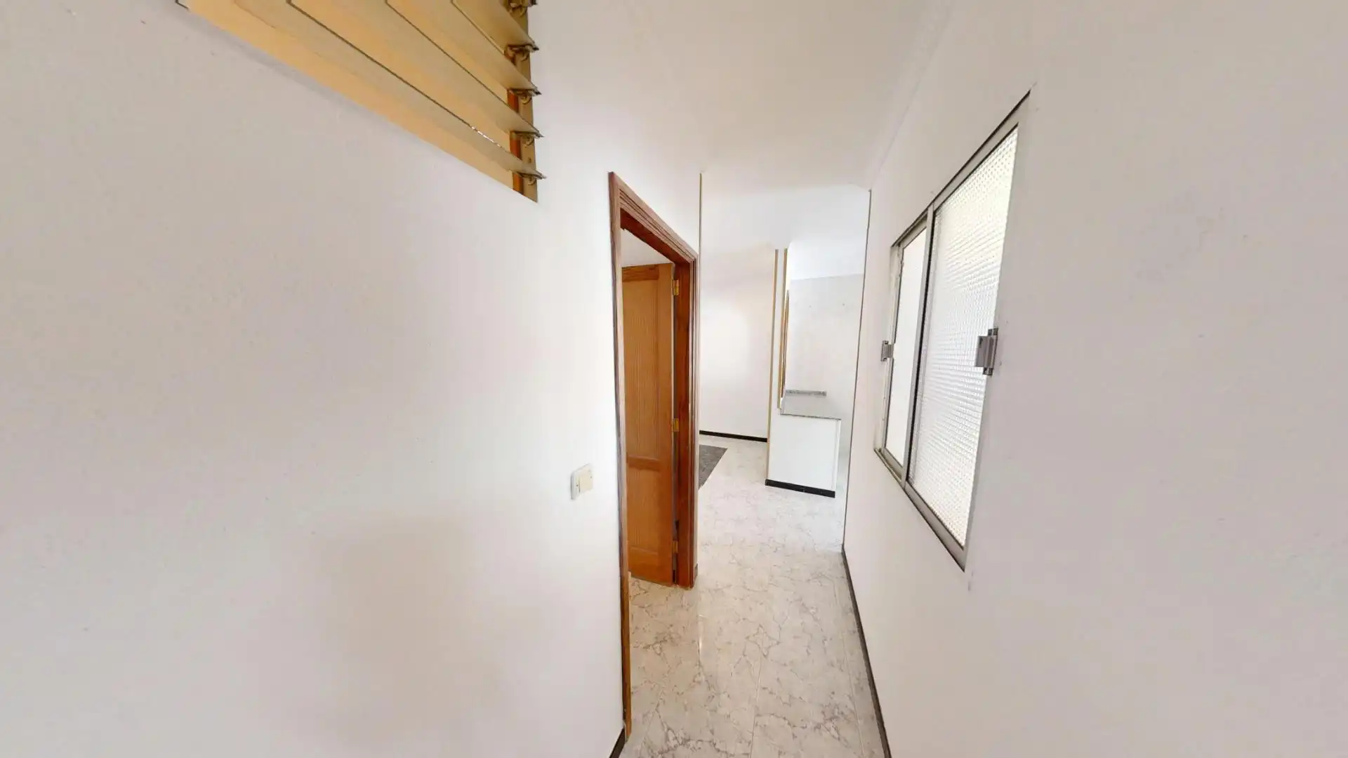 Casa adosada en venda en Ingenio amb Terrassa, Traster i Balcó