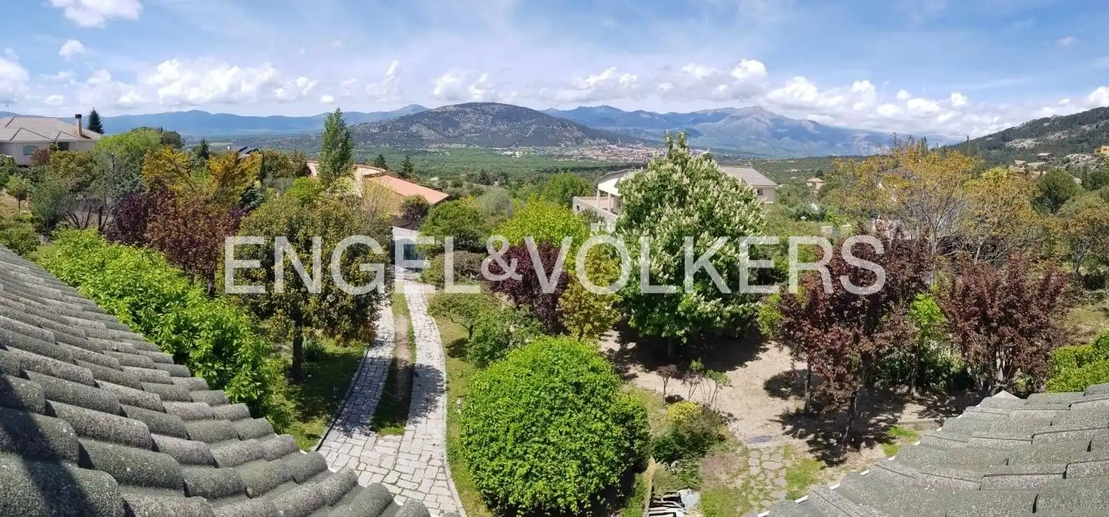 Casa o xalet en venda en Collado Villalba amb Calefacció, Jardí privat i Terrassa
