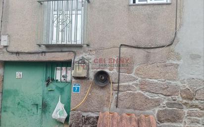 Exterior view of House or chalet for sale in San Cibrao das Viñas  with Private garden and Storage room