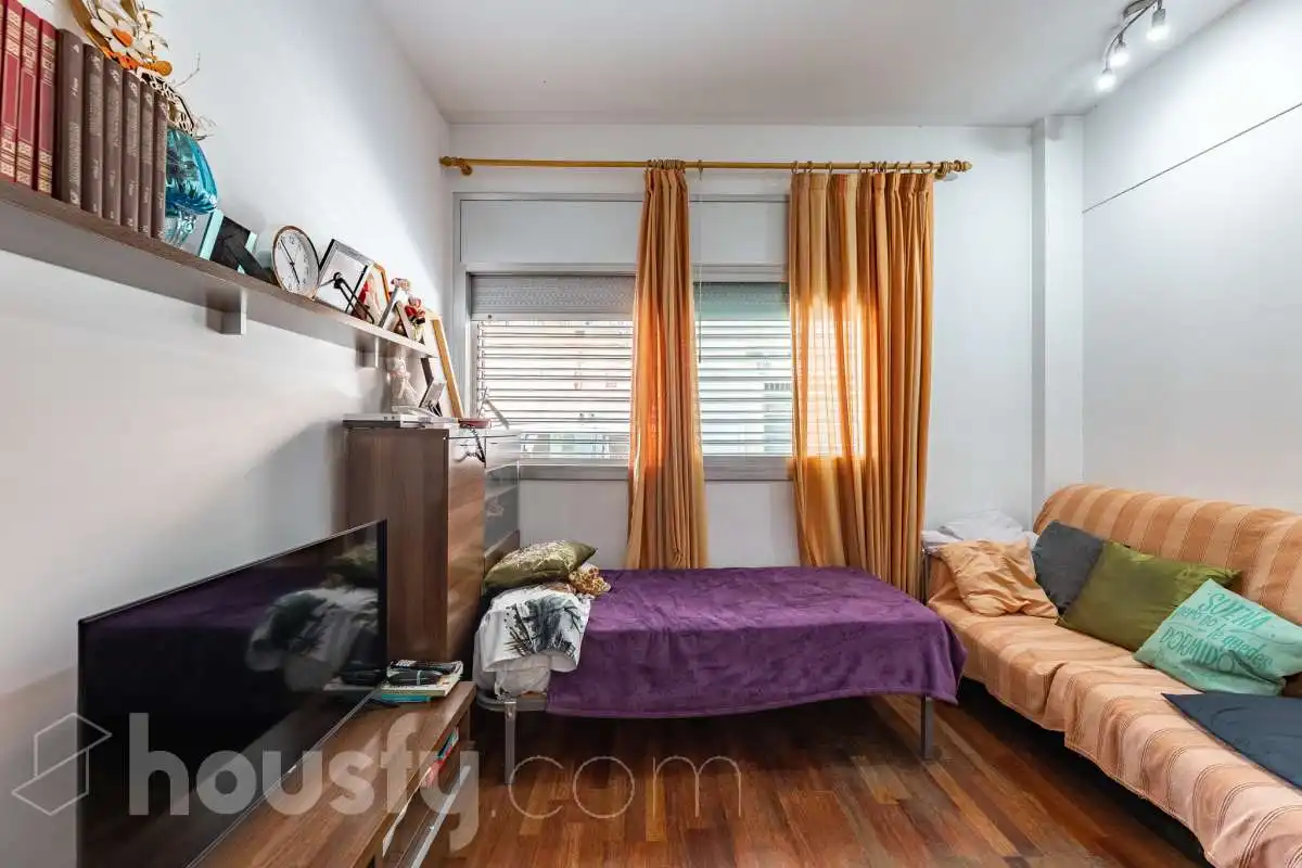 Bedroom of Ground floor for sale in Sabadell  with Air Conditioner, Heating and Parquet flooring