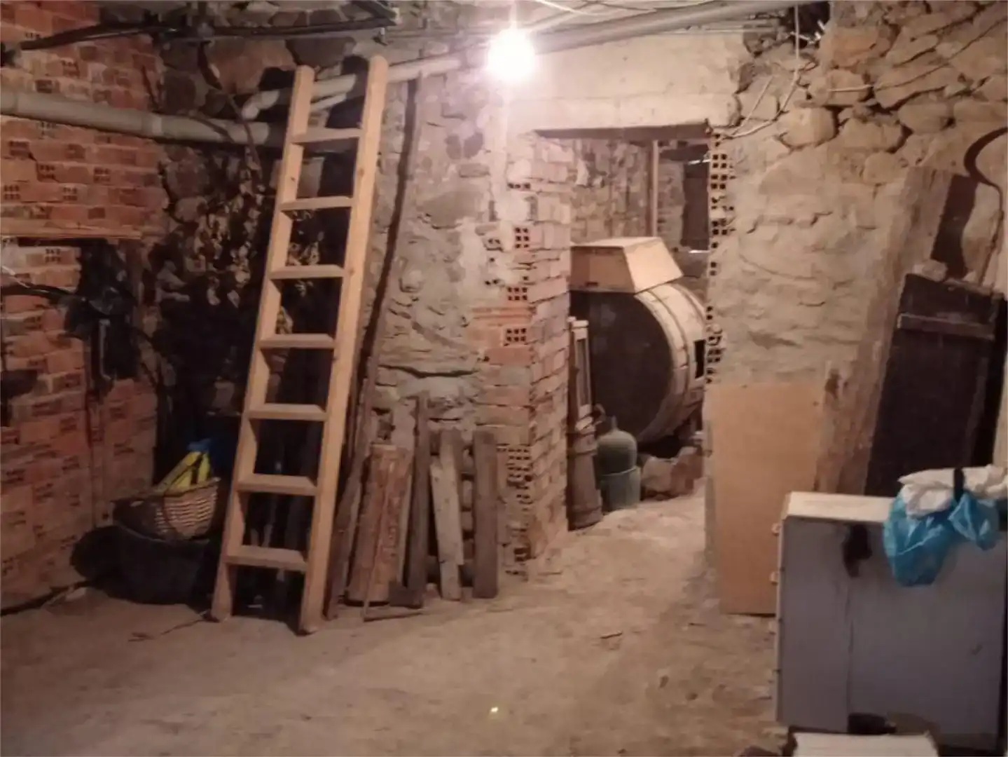 Casa adosada en venda en Petín amb Moblat