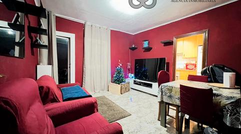 Foto 3 de Piso en venta en Carrer de Briquets, Les Roquetes,  Barcelona Capital