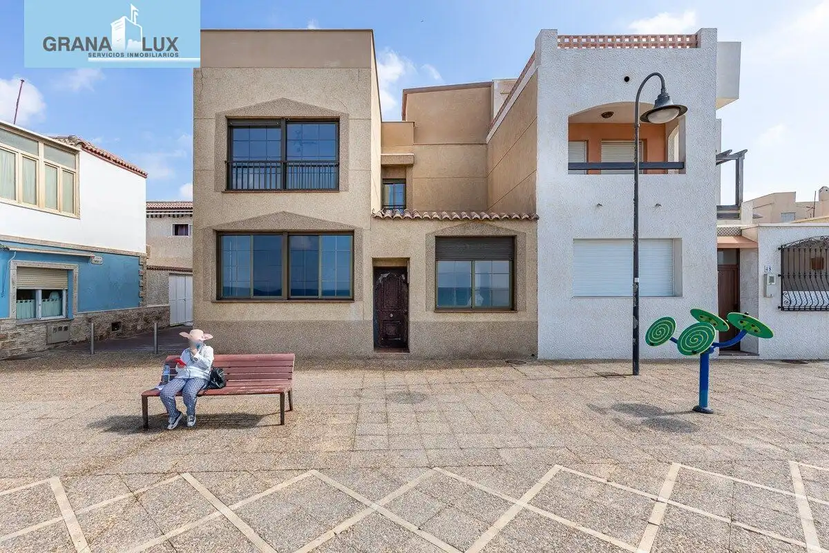 Houses for sale in Calle Miramar, Aguamarga