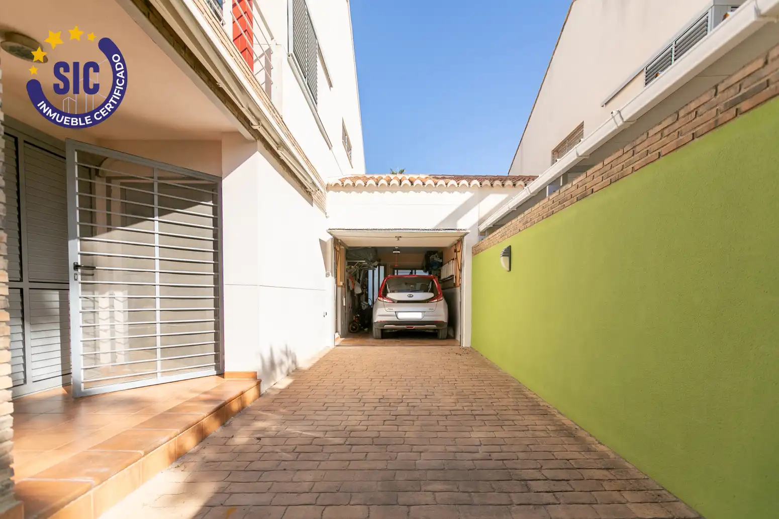 Parking de Casa o chalet en venta en Sagunto / Sagunt con Aire acondicionado, Calefacción y Jardín privado