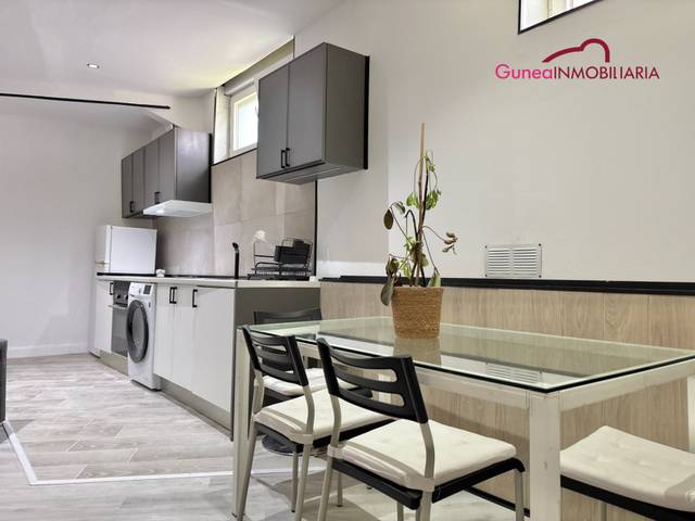 Piso en Venta en Agustinak / Agustinas -  Markola