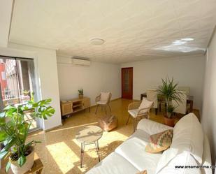 Living room of Flat to rent in  Valencia Capital  with Air Conditioner and Balcony