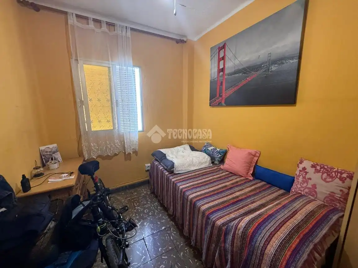 Flat with terrace for sale in Rascanya