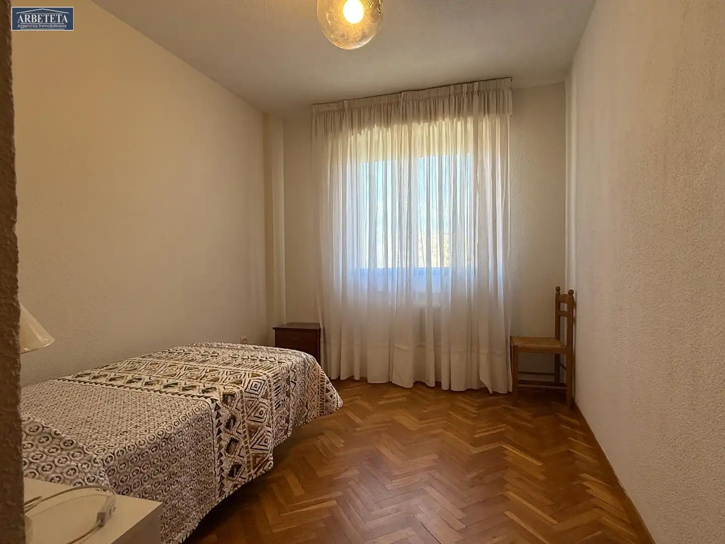 Schlafzimmer von Wohnung zur Miete in Guadalajara mit Parkett