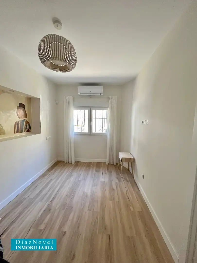 Habitación de Local en venta en Málaga con Aire acondicionado, Calefacción y Parquet