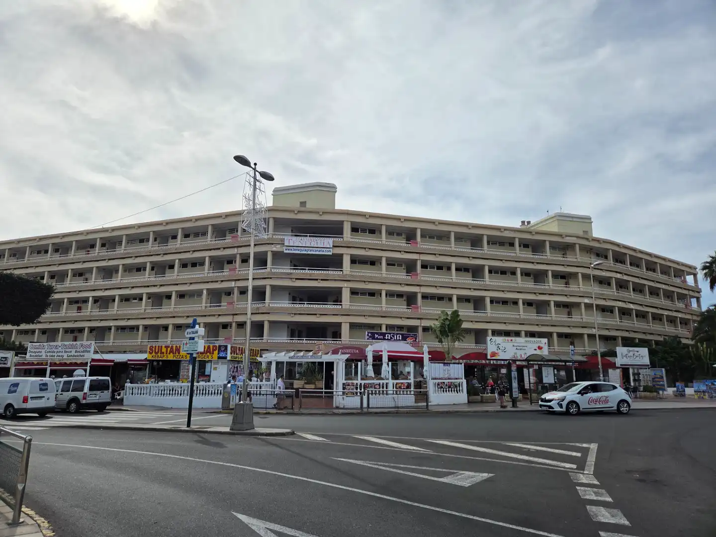 Vista exterior de Apartamento en venta en San Bartolomé de Tirajana con Aire acondicionado, Amueblado y Lavadora