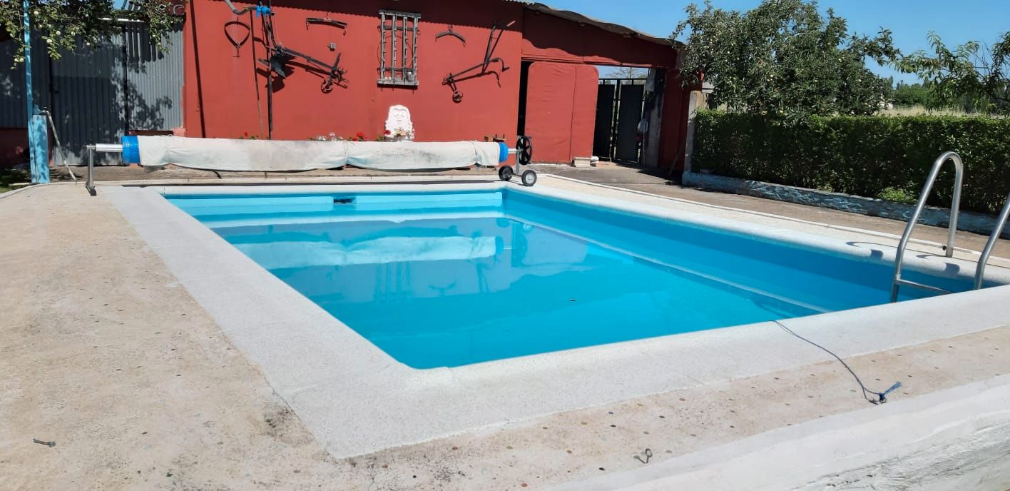 Swimming pool of House or chalet for sale in Tudela de Duero  with Heating, Private garden and Terrace