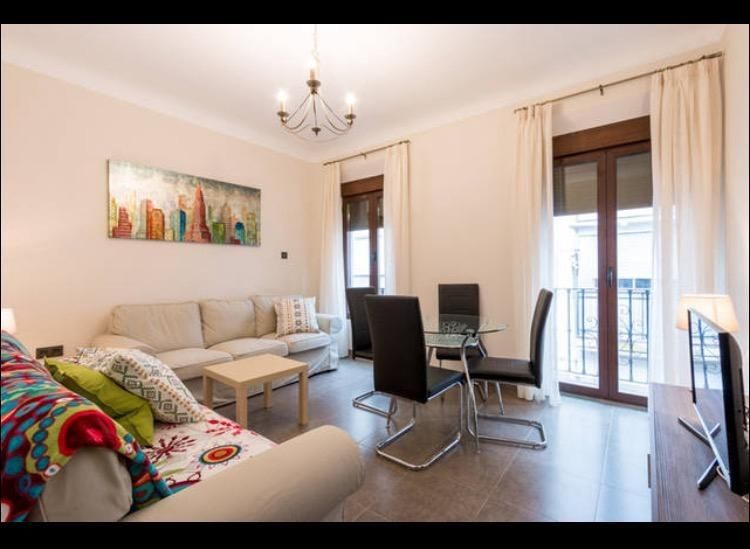 Sala d'estar de Pis de lloguer en  Granada Capital amb Aire condicionat, Calefacció i Balcó