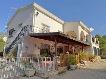 Exterior view of House or chalet for sale in Petrer  with Heating, Private garden and Terrace