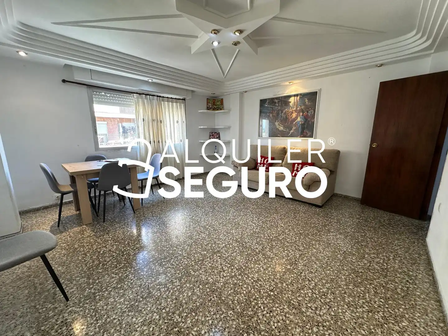 Piso de alquiler en Aldaia con Terraza y Amueblado