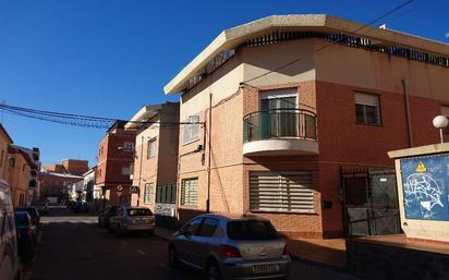 Exterior view of Flat for sale in Alcázar de San Juan  with Air Conditioner, Heating and Storage room