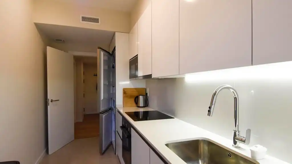 Küche von Wohnung zur Miete in Domeny