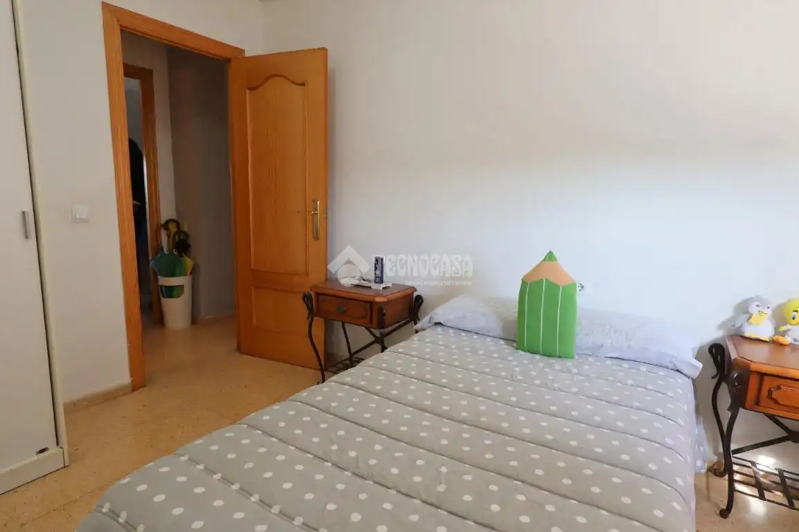 Schlafzimmer von Wohnung zum Verkauf in Sagunto / Sagunt mit Klimaanlage und Balkon