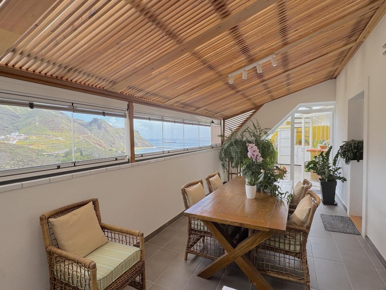 Terraza de Ático en venta en  Santa Cruz de Tenerife Capital con Aire acondicionado, Terraza y Trastero