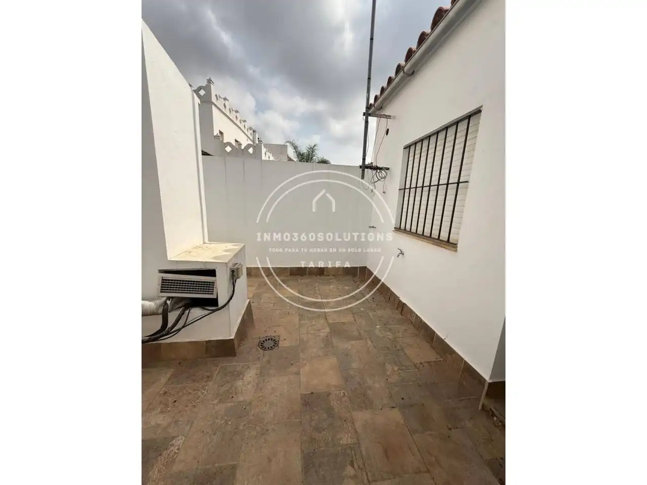 Exterior view of Buildings for sale in Los Barrios