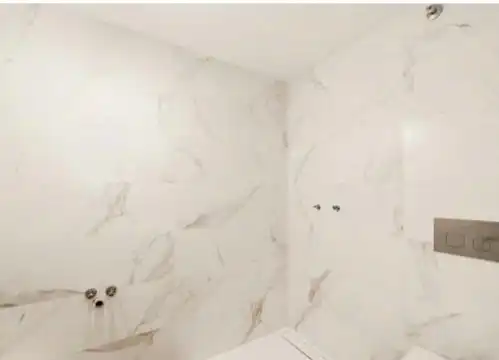 Baño de Casa adosada en venta en Marbella con Aire acondicionado, Calefacción y Terraza